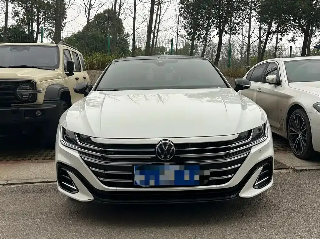 Volkswagen CC 2024 из CN, фото 7