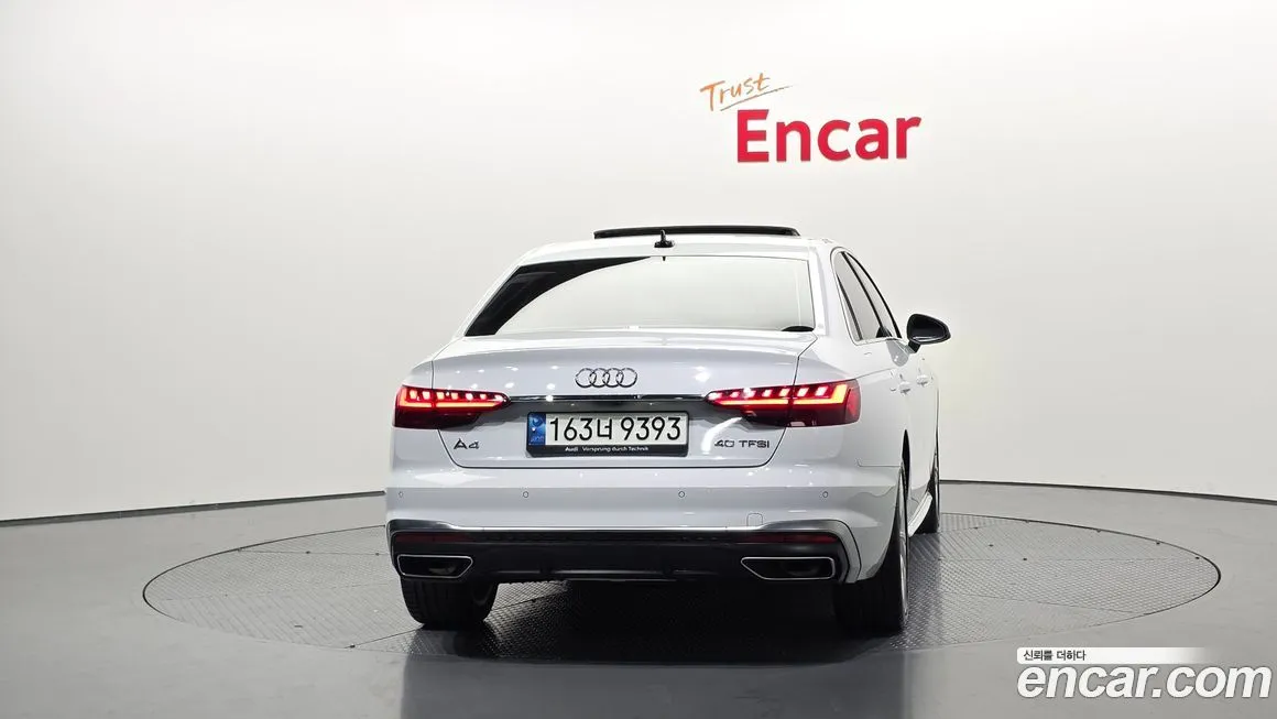 Audi A4 — фото 2