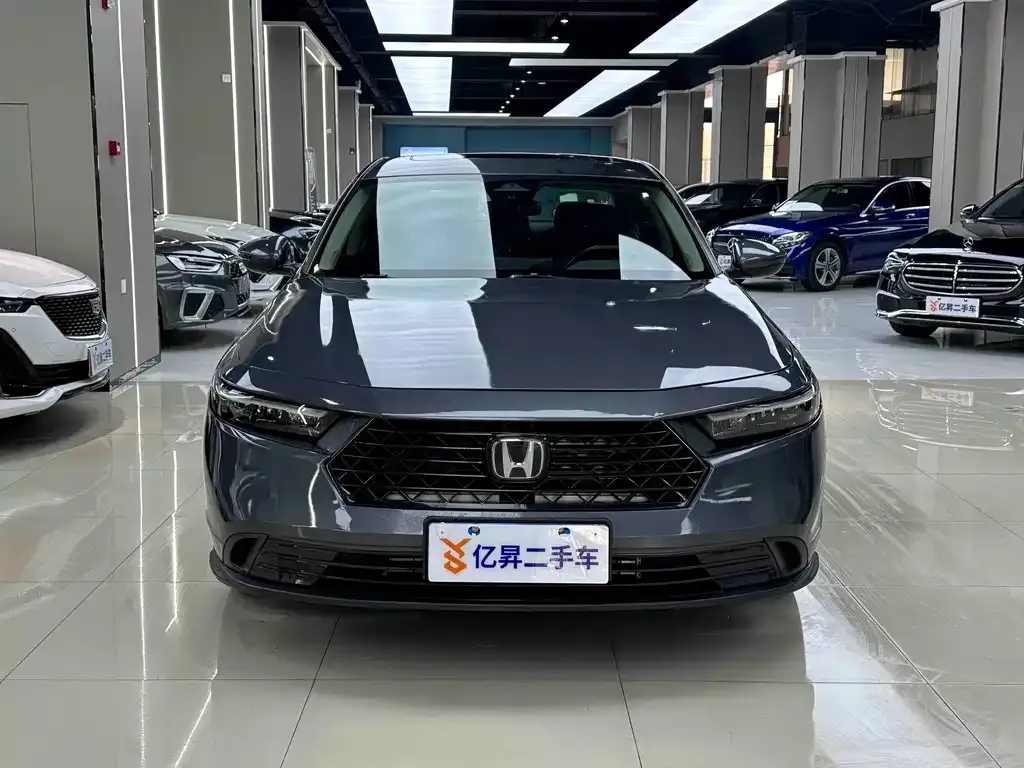Honda Accord — фото 3