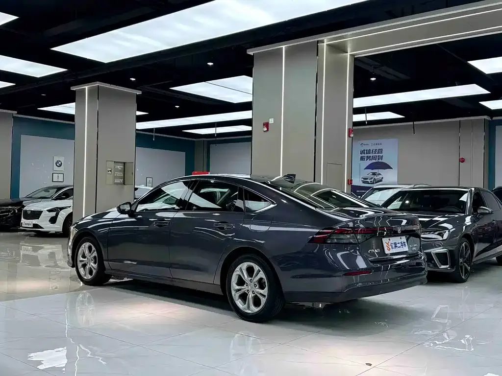 Honda Accord — фото 5