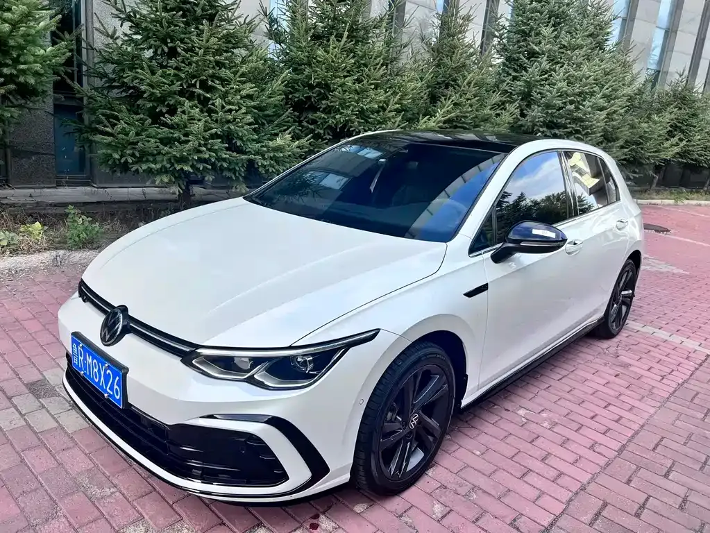 Volkswagen Golf 2022 из CN, фото 1