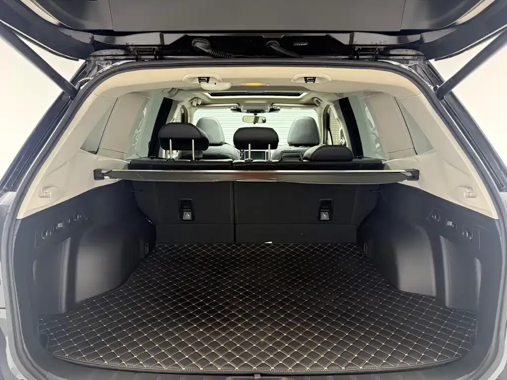 Subaru Forester 2022 из CN, фото 10