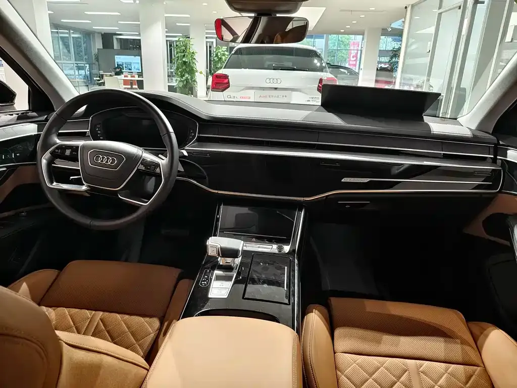 Audi A8 2024 из CN, фото 4