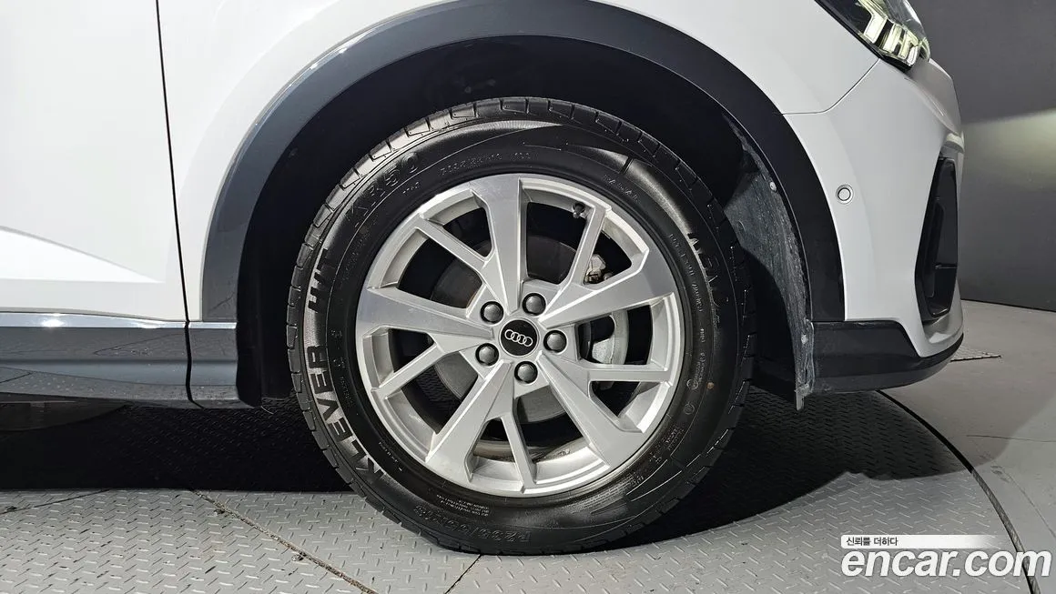 Audi Q3 2023 из KR, фото 5