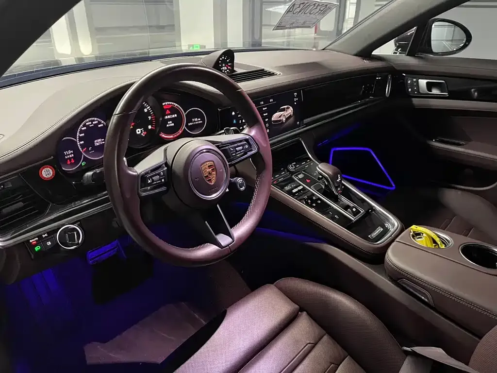 Porsche Panamera — фото 10