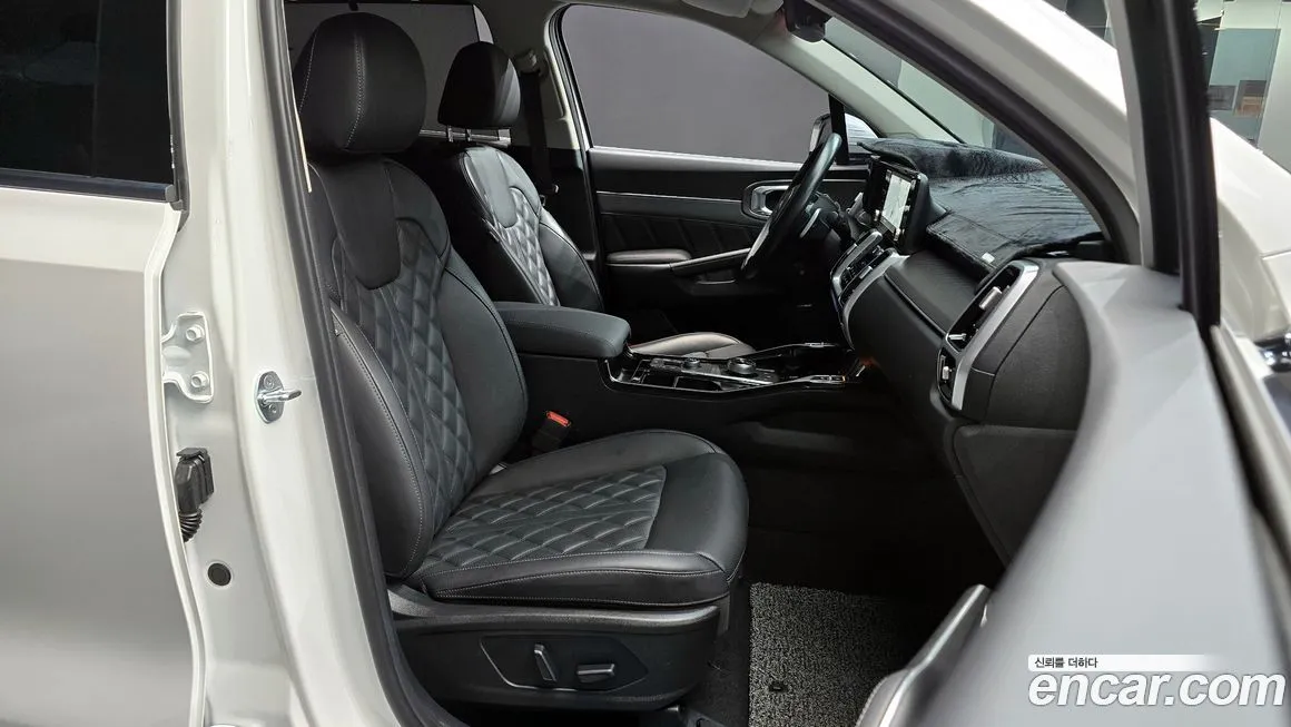 Kia Sorento — фото 5