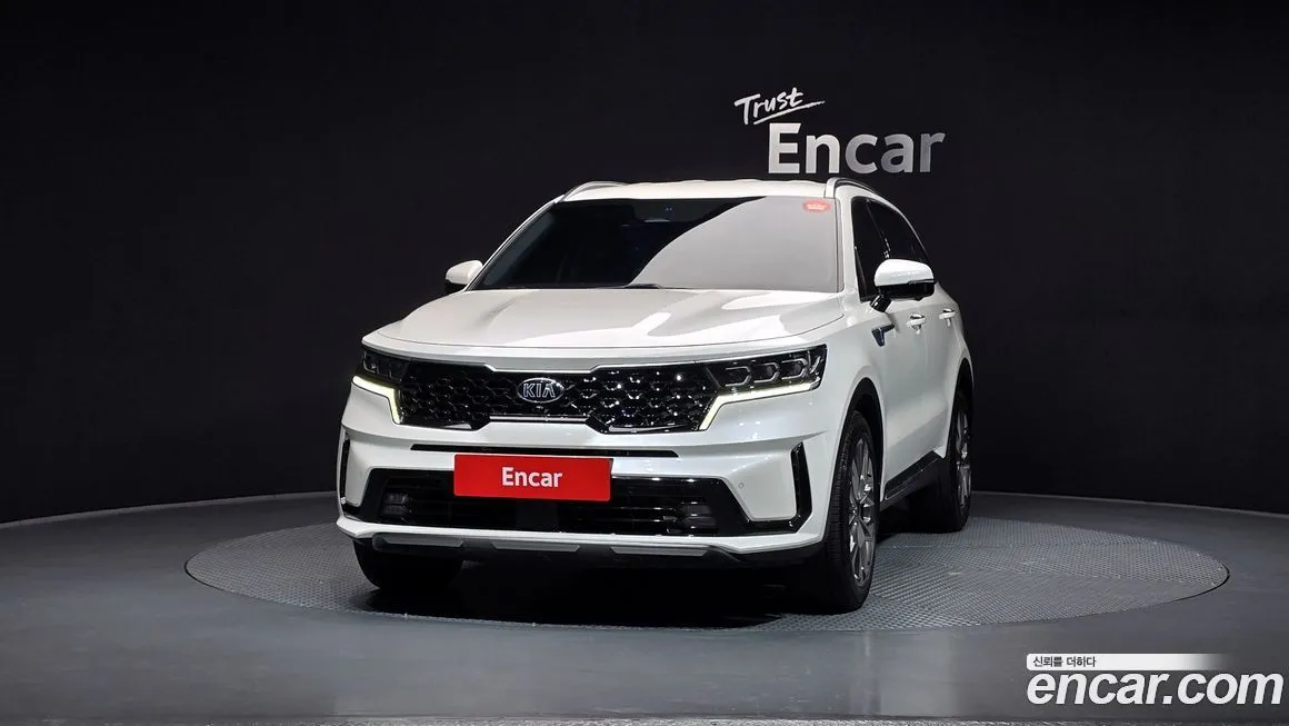 Kia Sorento — фото 8
