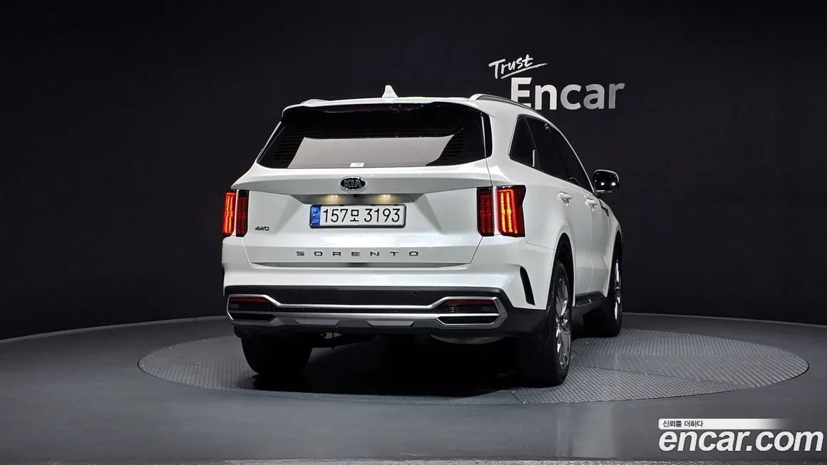 Kia Sorento — фото 4