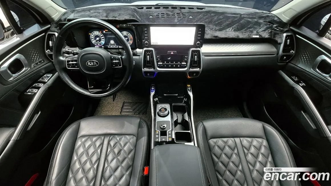 Kia Sorento — фото 7