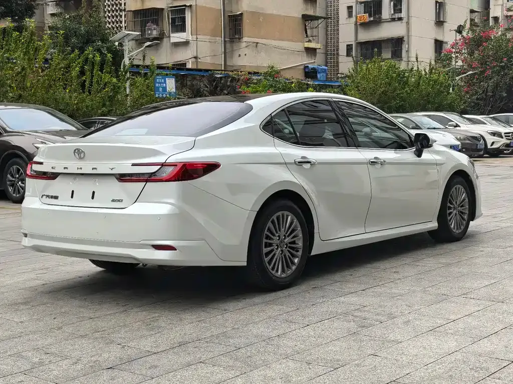 Toyota Camry 2024 из CN, фото 7