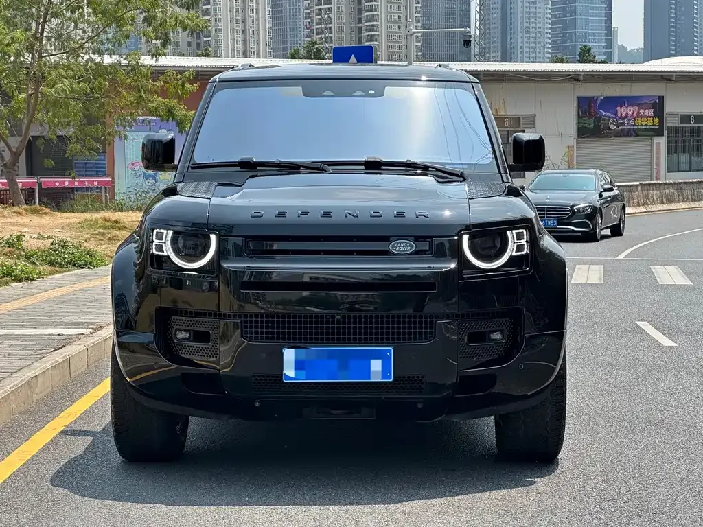 Land Rover Defender — фото 4