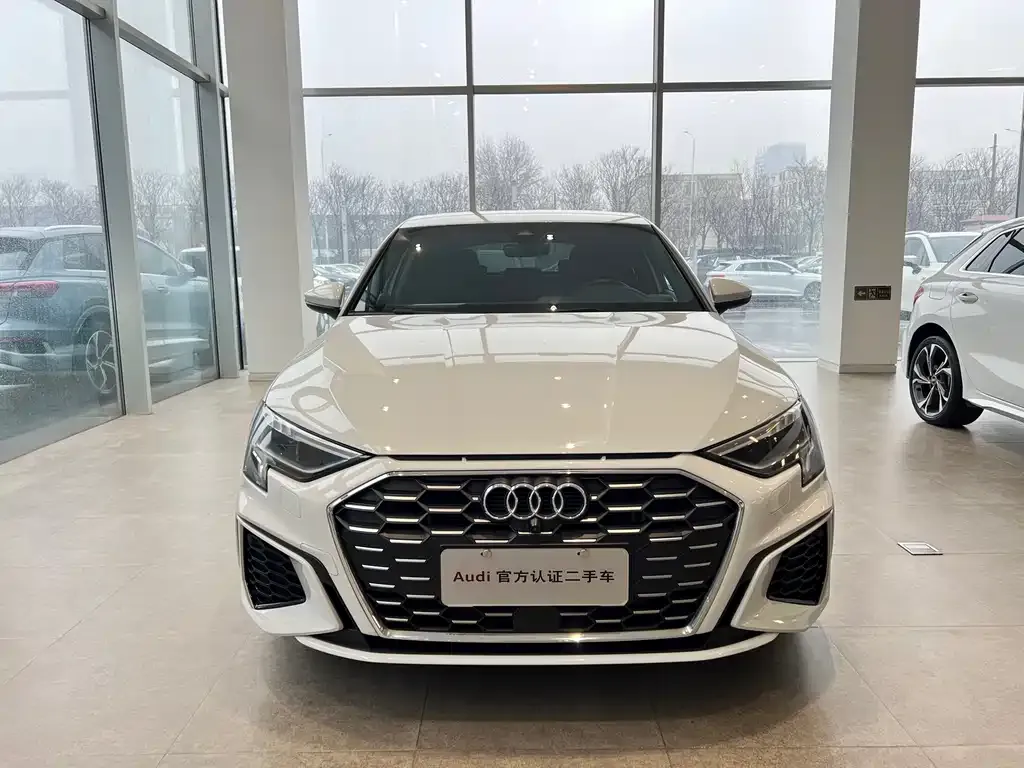 Audi A3 2023 из CN, фото 9
