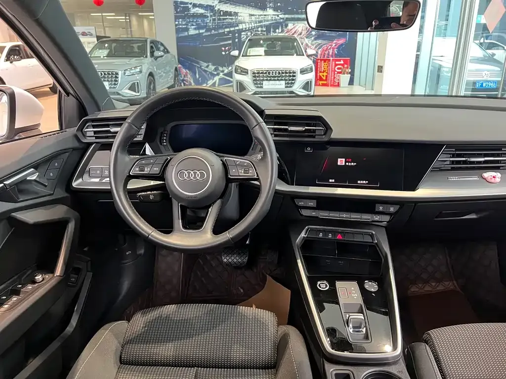 Audi A3 2023 из CN, фото 6