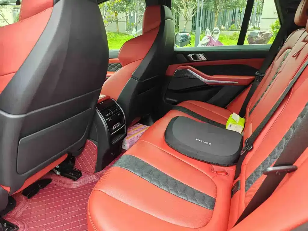 BMW X5 M 2022 из CN, фото 2