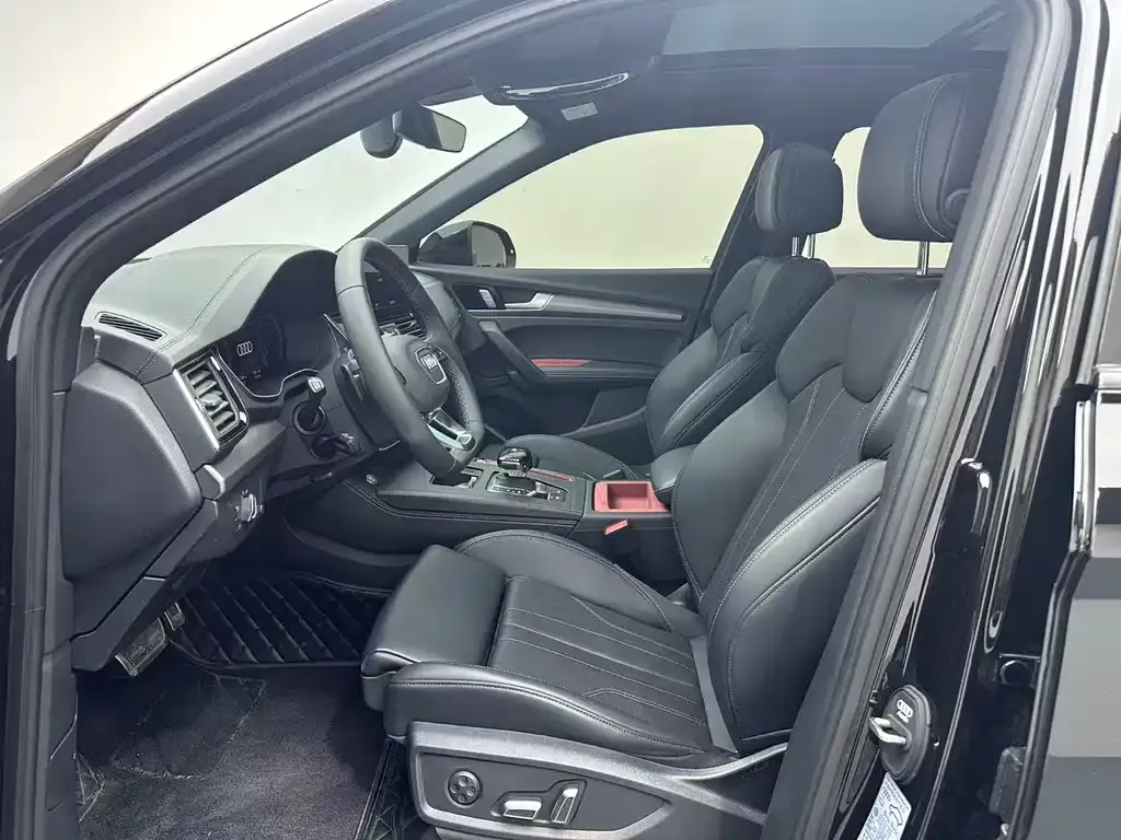 Audi Q5L 2025 из CN, фото 3