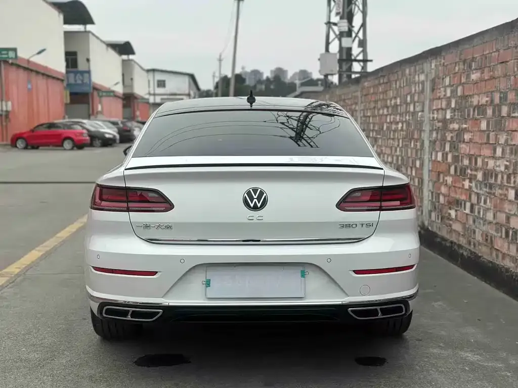 Volkswagen CC 2022 из CN, фото 3