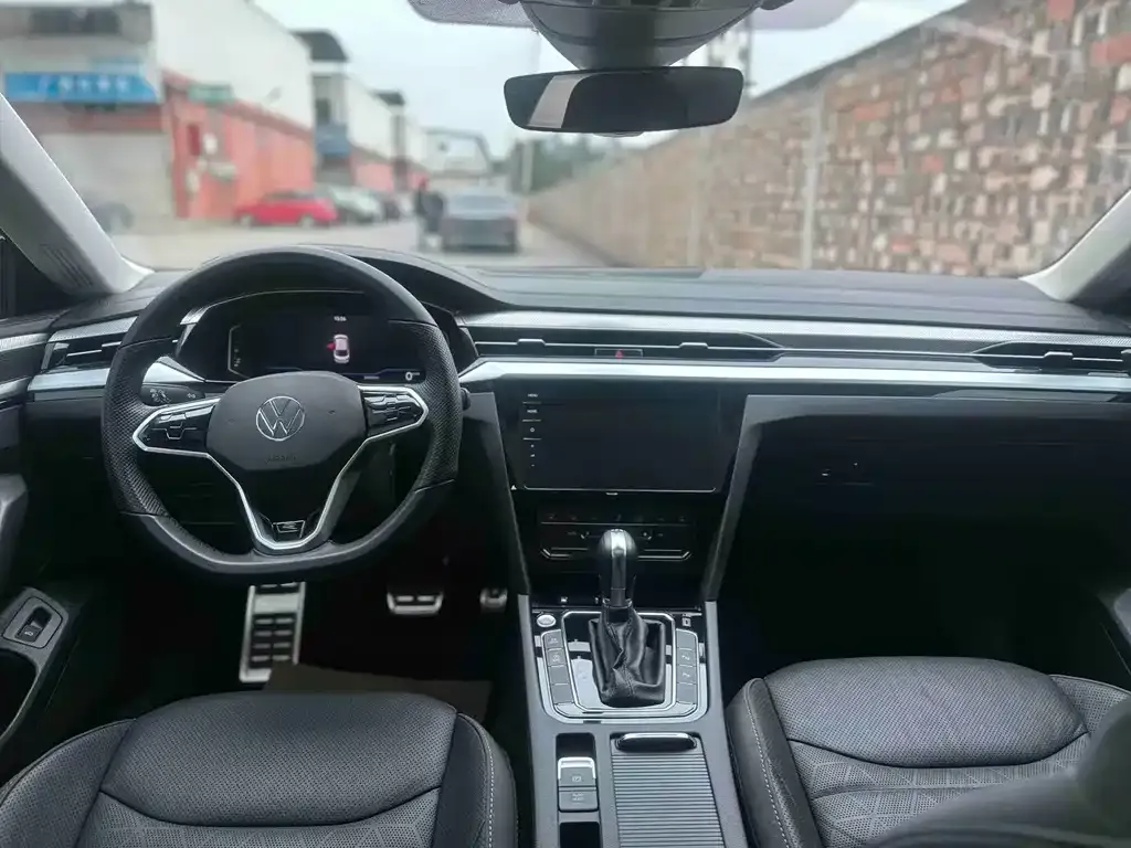 Volkswagen CC 2022 из CN, фото 2