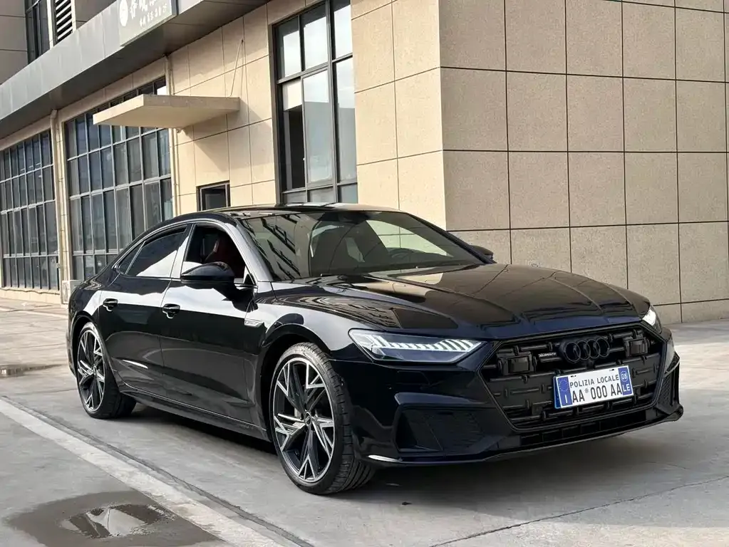 Audi A7L 2024 из CN, фото 6