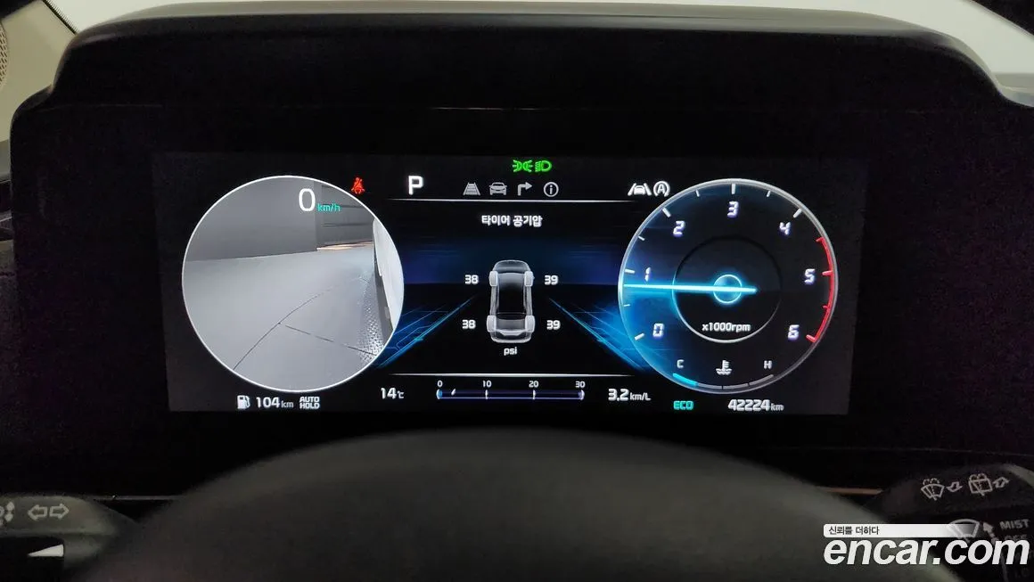 Kia Carnival — фото 10