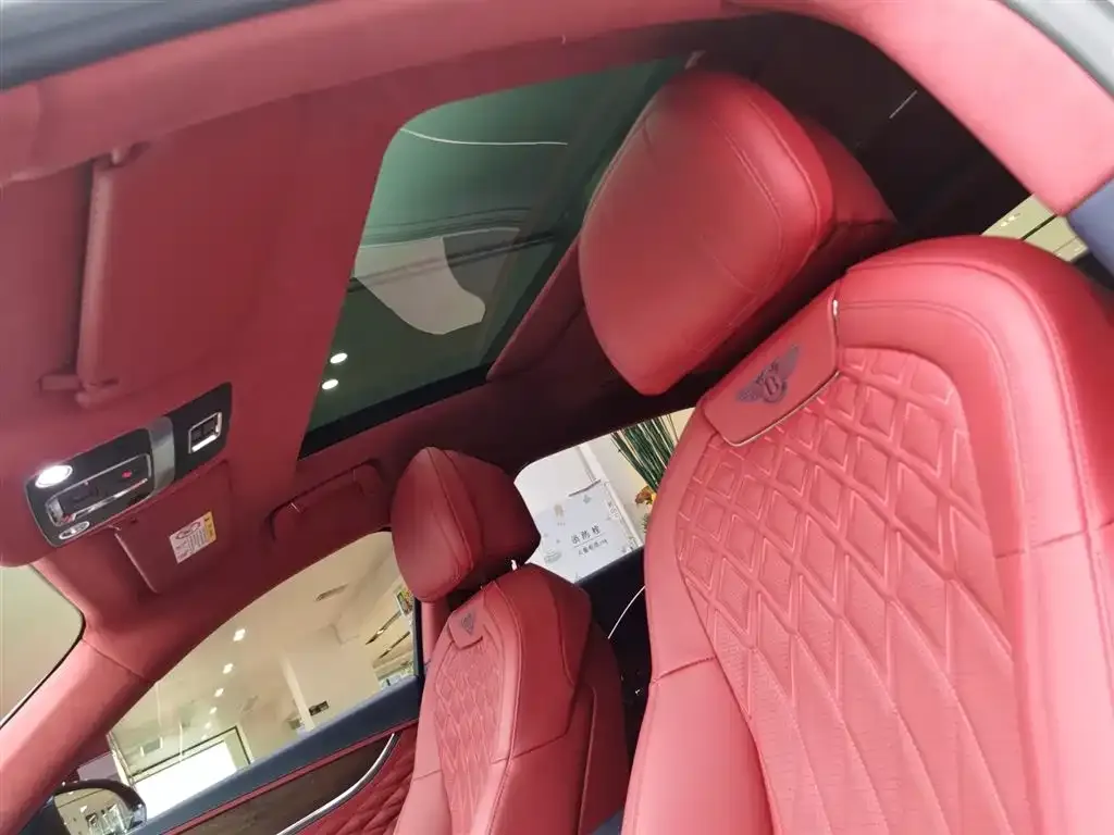 Bentley Flying Spur 2024 из CN, фото 5