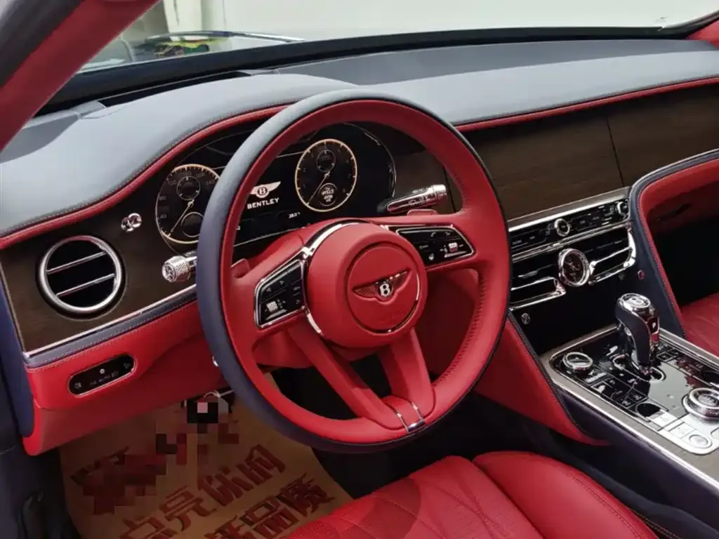 Bentley Flying Spur 2024 из CN, фото 8