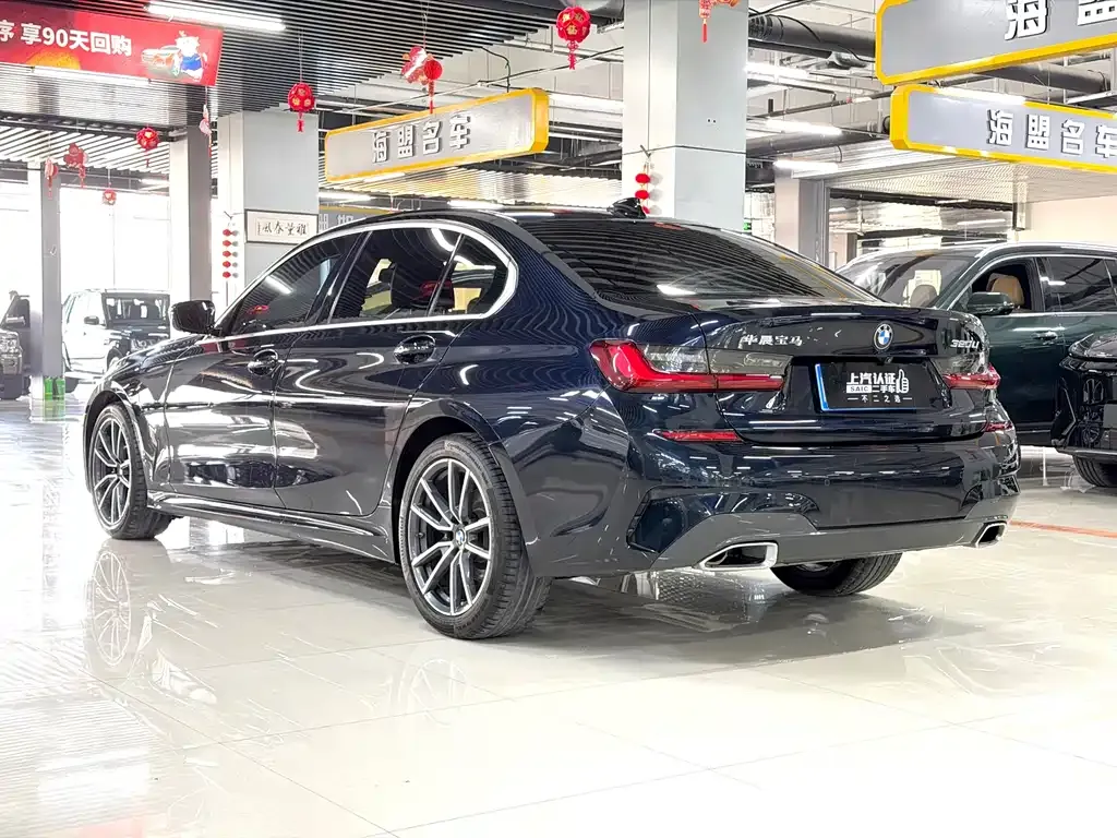 BMW 3 Series 2022 из CN, фото 4