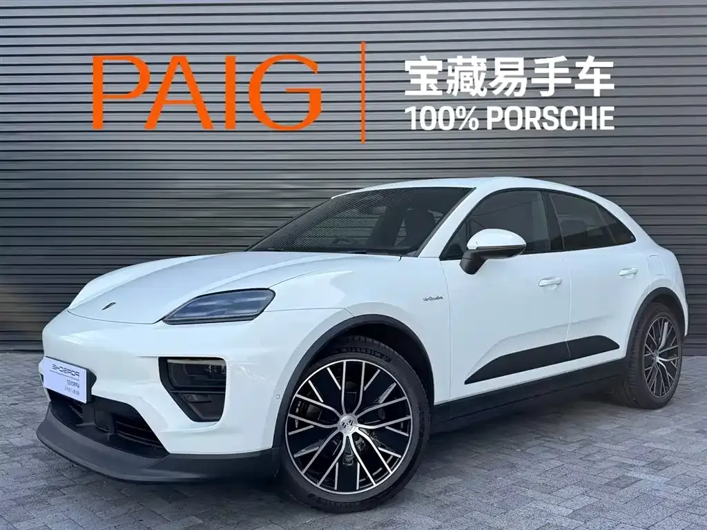 Porsche Macan EV