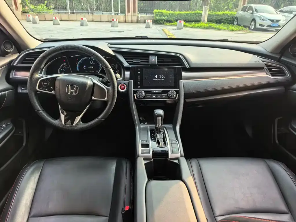 Honda Civic — фото 2