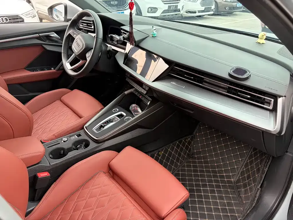 Audi A3 2025 из CN, фото 7