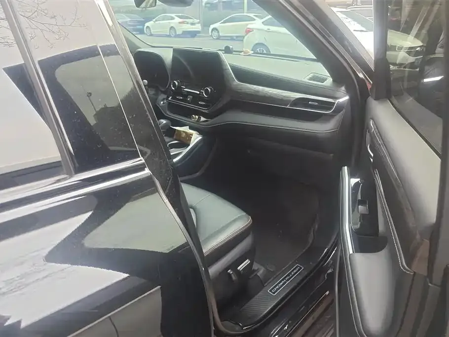 Toyota Crown Kluger 2025 из CN, фото 7