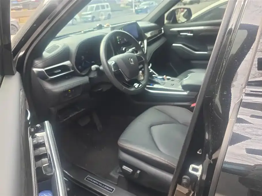 Toyota Crown Kluger 2025 из CN, фото 3