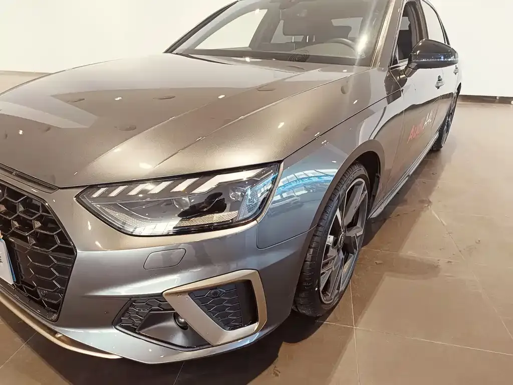 Audi A4L 2024 из CN, фото 6