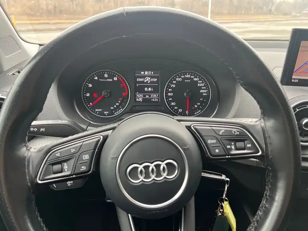 Audi Q2L 2021 из CN, фото 2