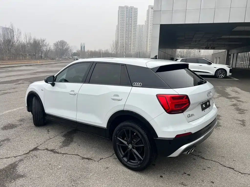 Audi Q2L 2021 из CN, фото 7