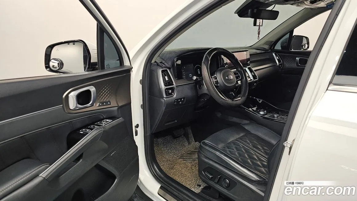 Kia Sorento — фото 6