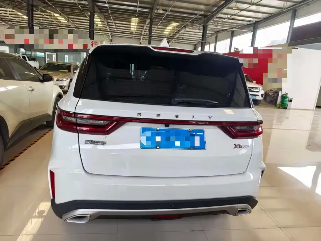 Geely Vision X6 — фото 3