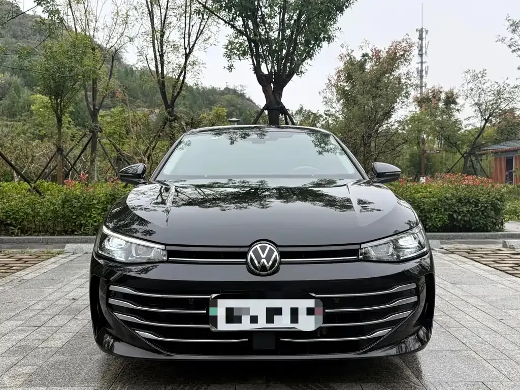 Volkswagen Passat 2025 из CN, фото 1