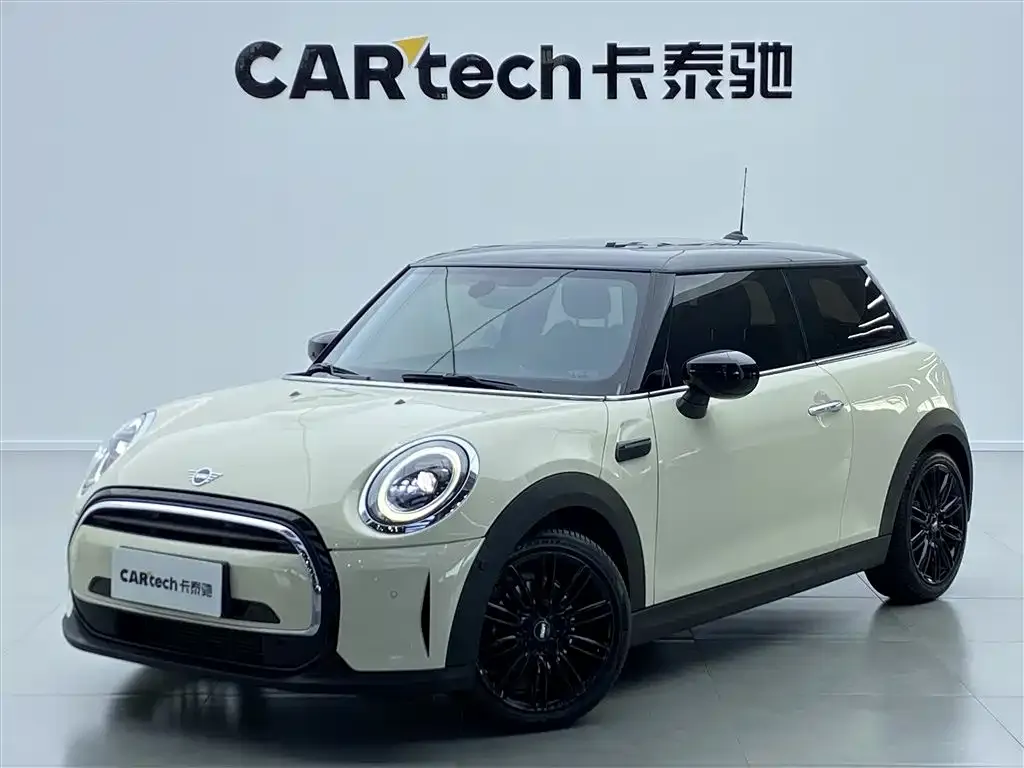 MINI Cooper (3-door) — фото 1