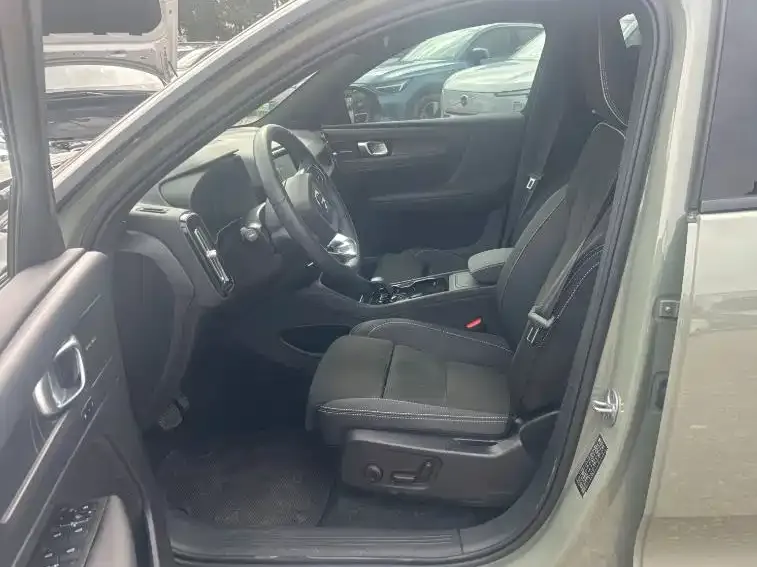 Volvo XC40 NEV 2024 из CN, фото 4