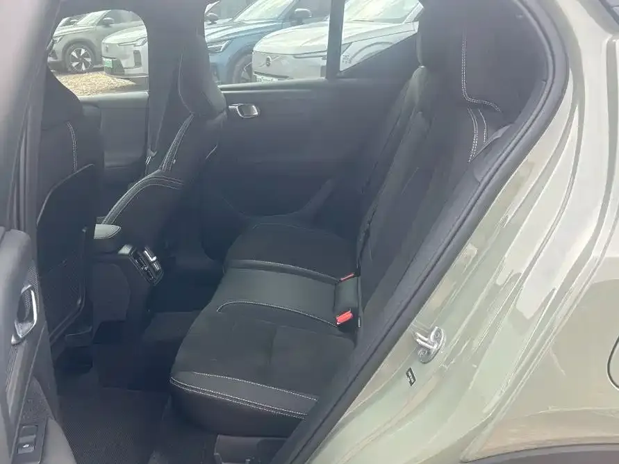 Volvo XC40 NEV 2024 из CN, фото 5