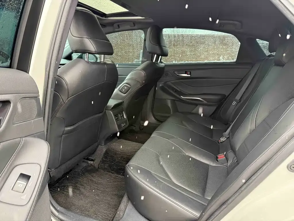 Toyota Avalon 2021 из CN, фото 7