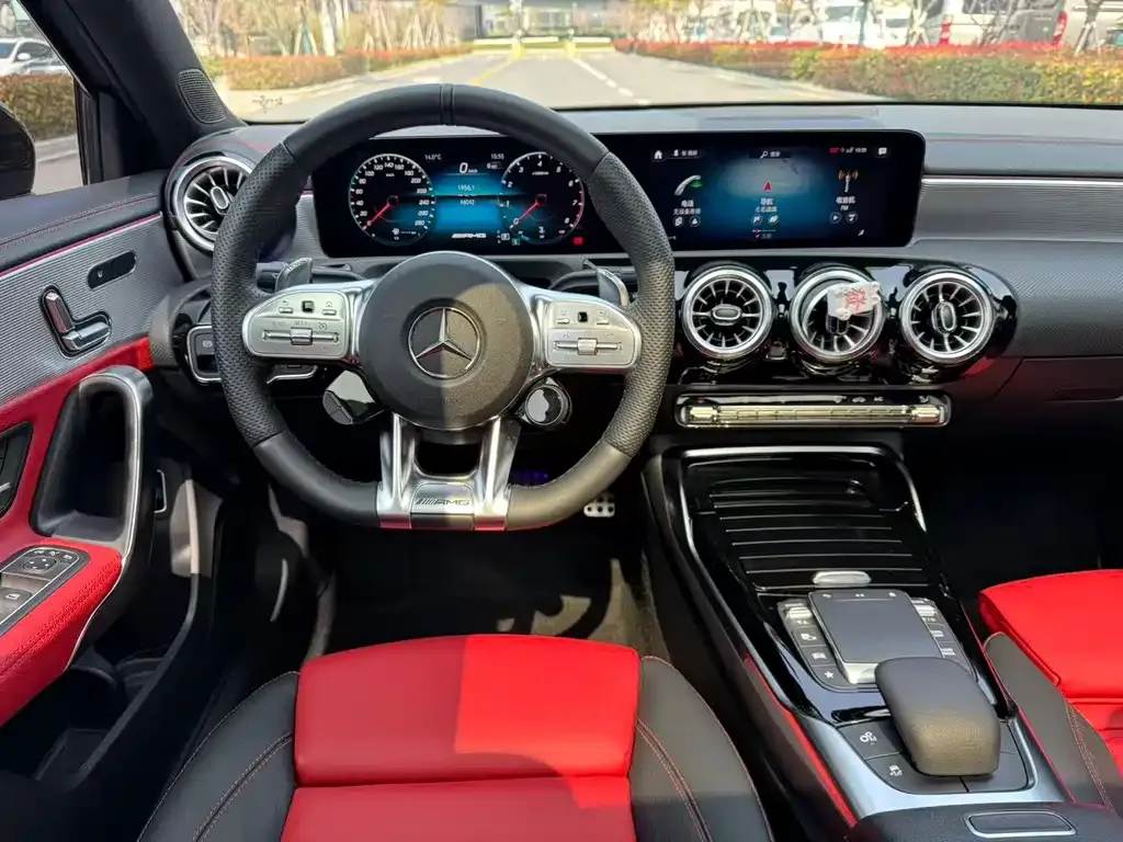 Mercedes-Benz A-Class AMG — фото 10