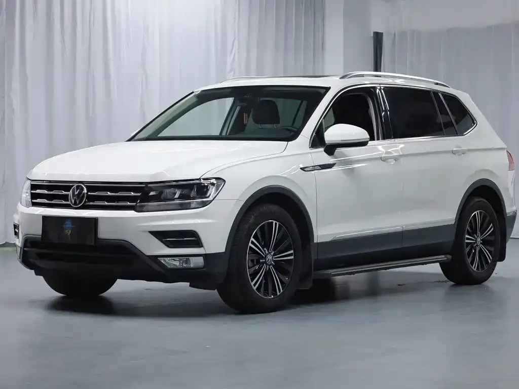 Volkswagen Tiguan L 2021 из CN, фото 1