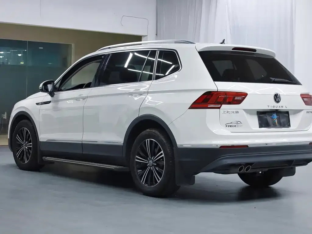 Volkswagen Tiguan L 2021 из CN, фото 3