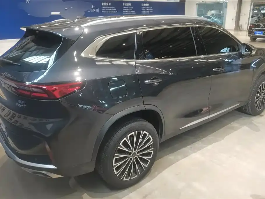 Exeed Lingyun 2025 из CN, фото 8