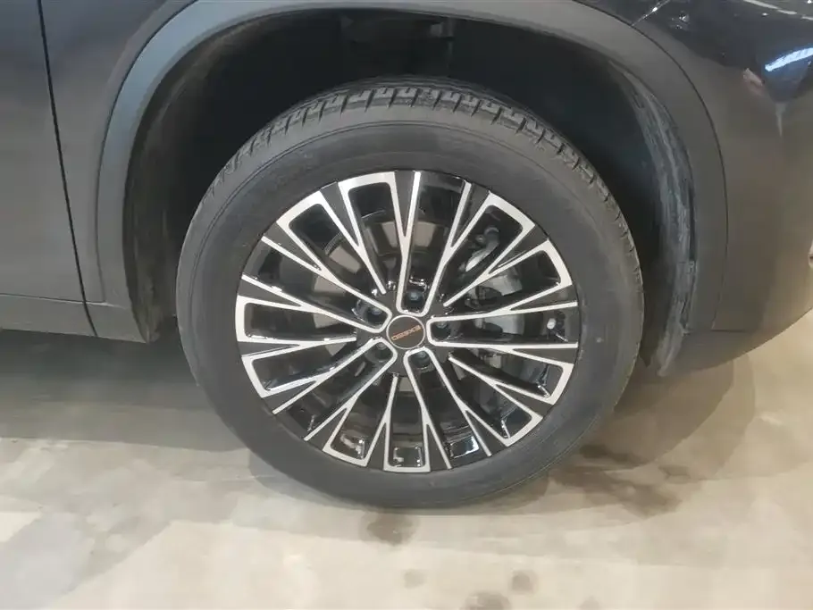 Exeed Lingyun 2025 из CN, фото 10