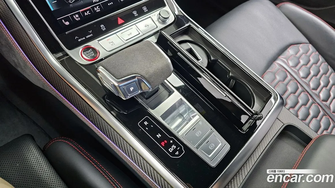 Audi RSQ8 2021 из KR, фото 9