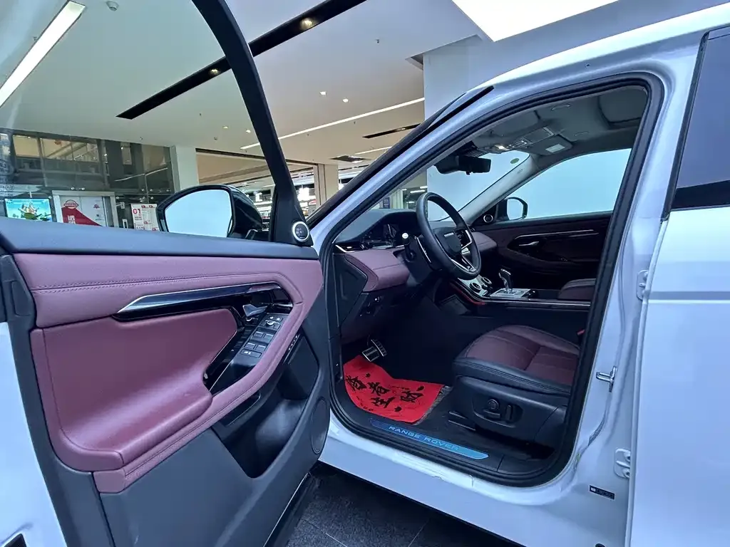 Land Rover Evoque 2023 из CN, фото 9