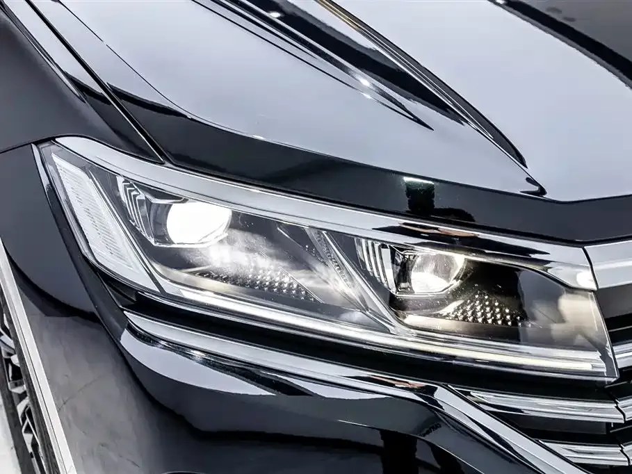 Volkswagen Touareg 2024 из CN, фото 10