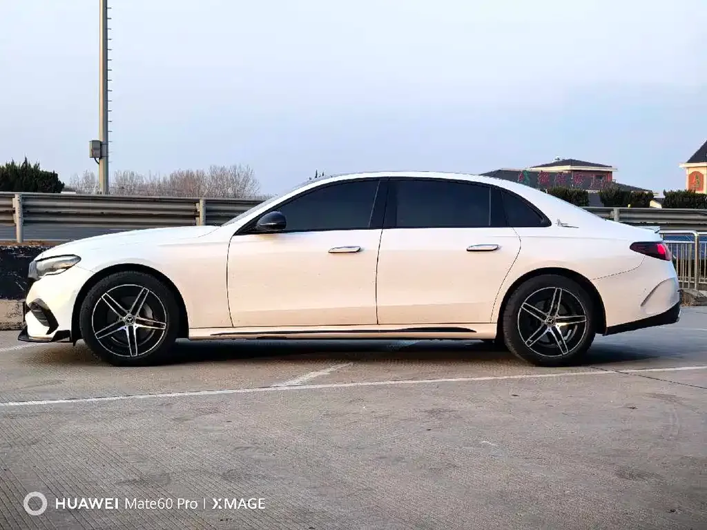 Mercedes-Benz E-Class 2024 из CN, фото 7